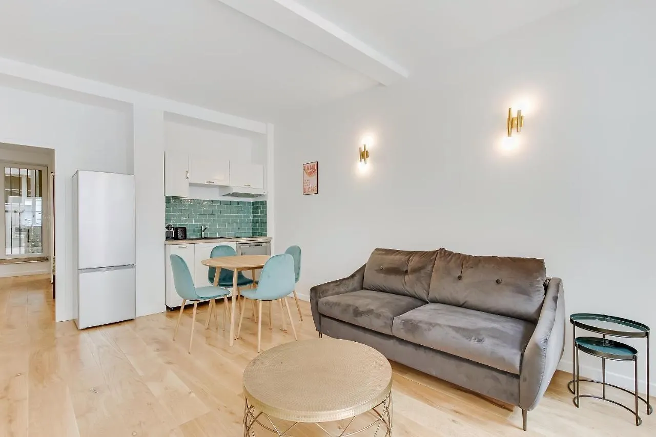 Pick A Flat'S Apartment In Saint Germain - Rue Vaneau Paris